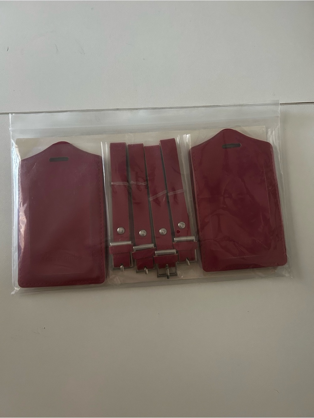 Travelambo Red vegan Leather Luggage Tag Set of 4